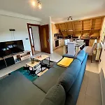Chez Laetitia & Matthieu * תאננקירש